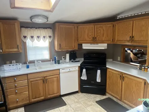 5 Brookside Drive Plymouth NH 03264