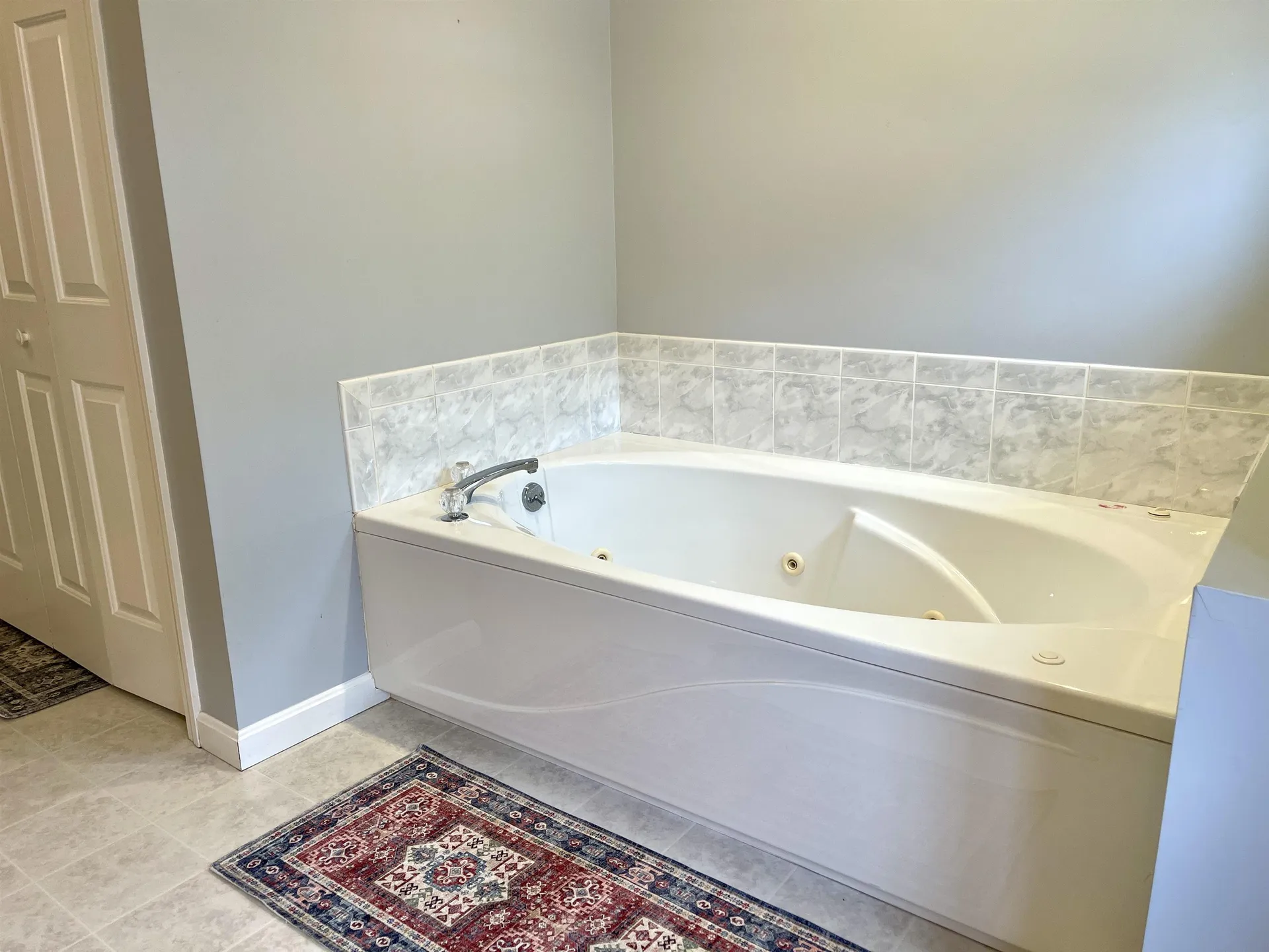 10 Absalom Lane Hollis NH 03049