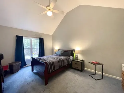 10 Absalom Lane Hollis NH 03049