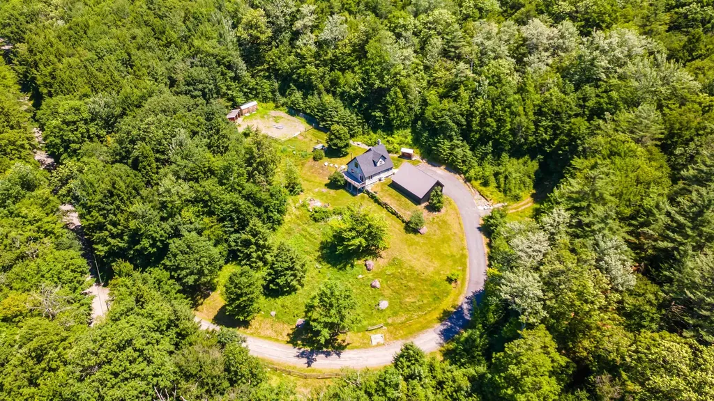 198 East Hill Road Wardsboro VT 05355