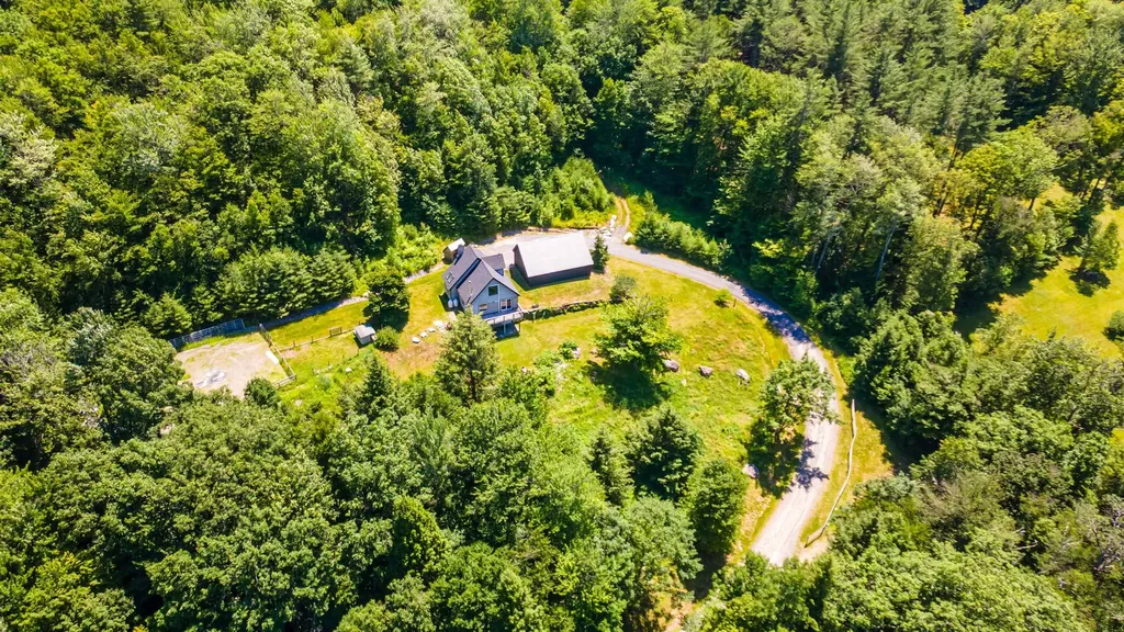 198 East Hill Road Wardsboro VT 05355