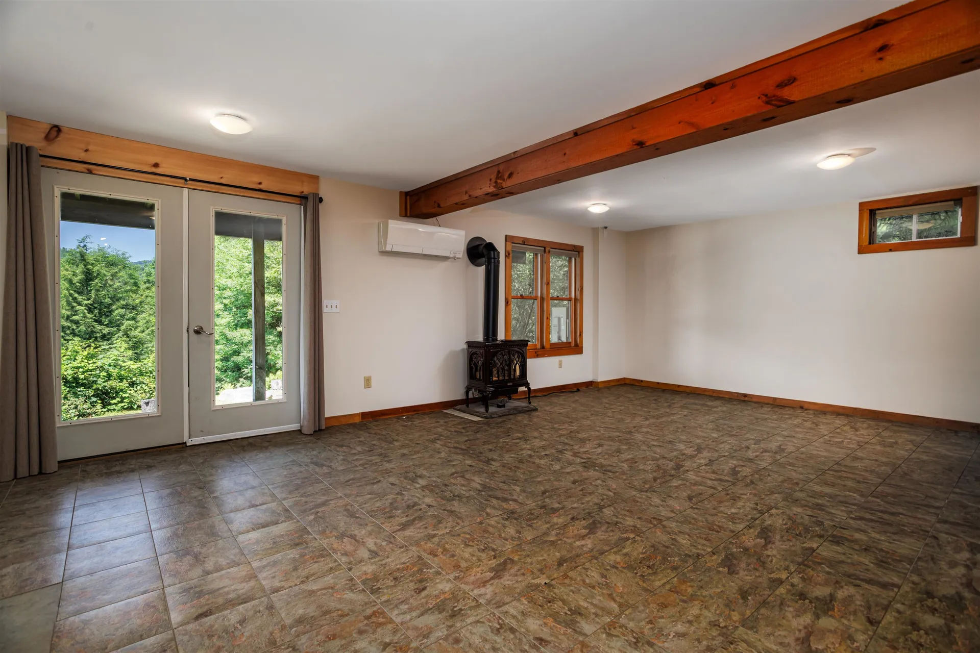 198 East Hill Road Wardsboro VT 05355