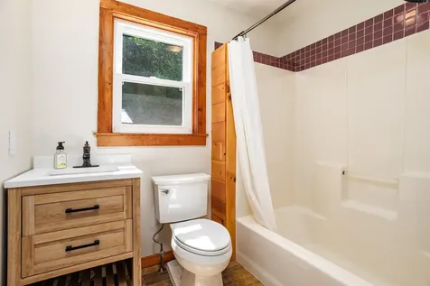 198 East Hill Road Wardsboro VT 05355