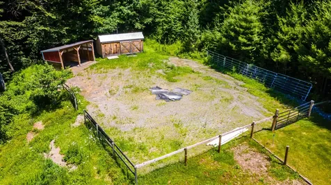 198 East Hill Road Wardsboro VT 05355