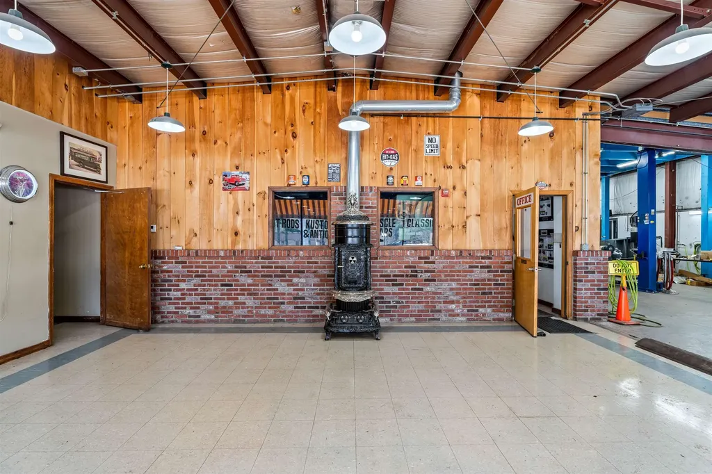 269 Proctor Hill Road Hollis NH 03049