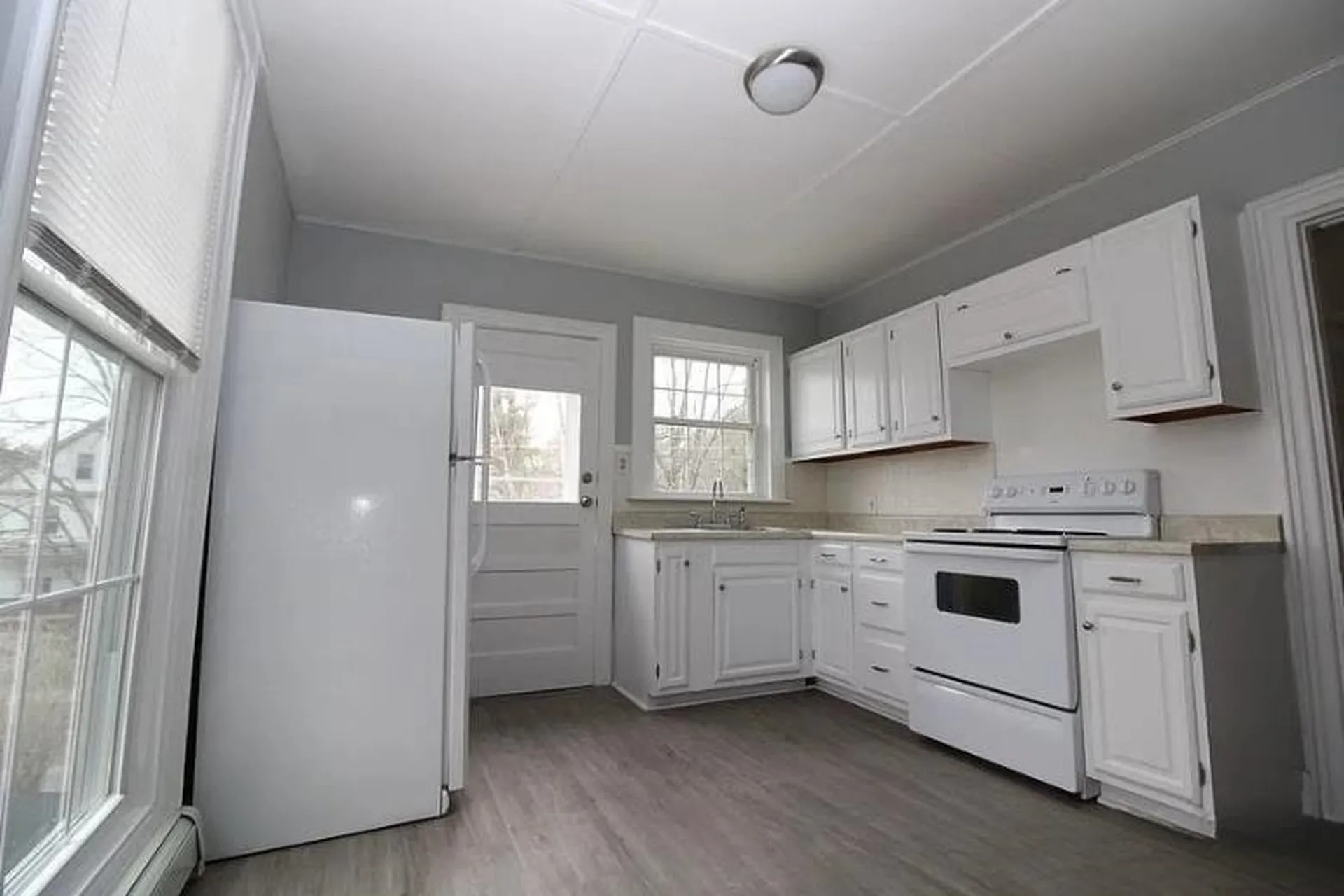 223 High Street Somersworth NH 03878