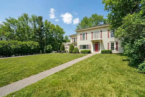 223 High Street Somersworth NH 03878