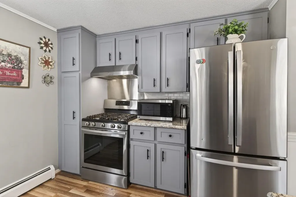 23 Birchwood Avenue Rochester NH 03867
