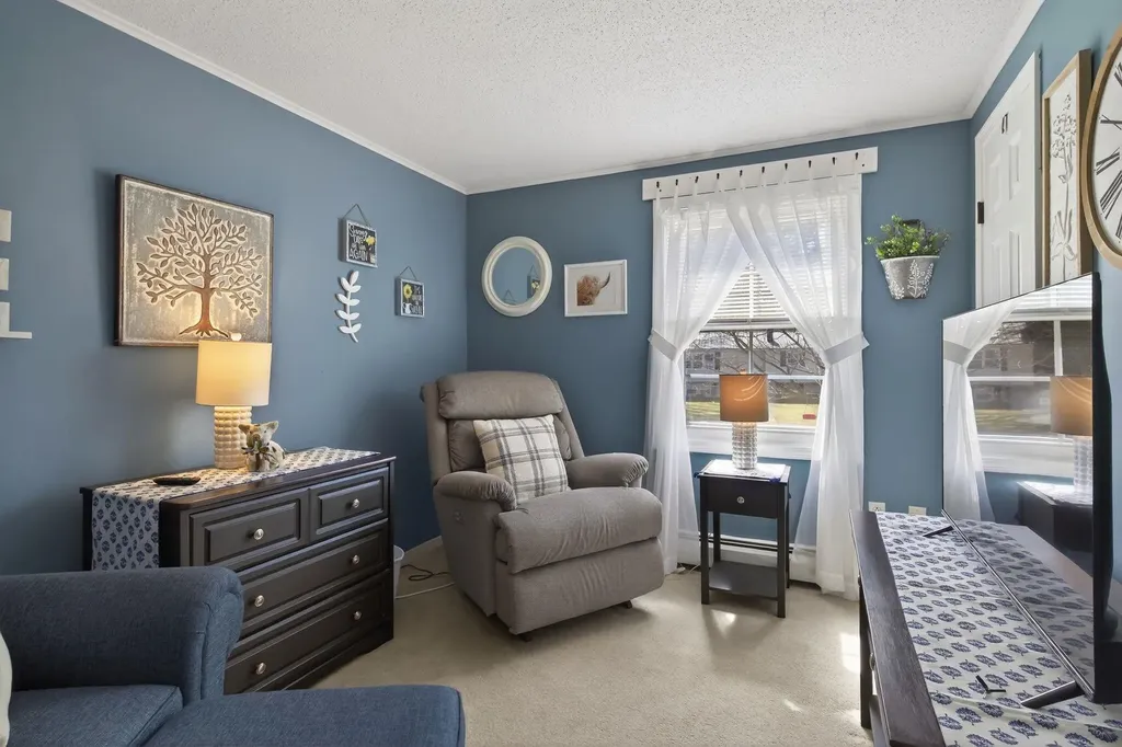 23 Birchwood Avenue Rochester NH 03867