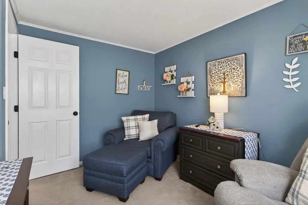 23 Birchwood Avenue Rochester NH 03867