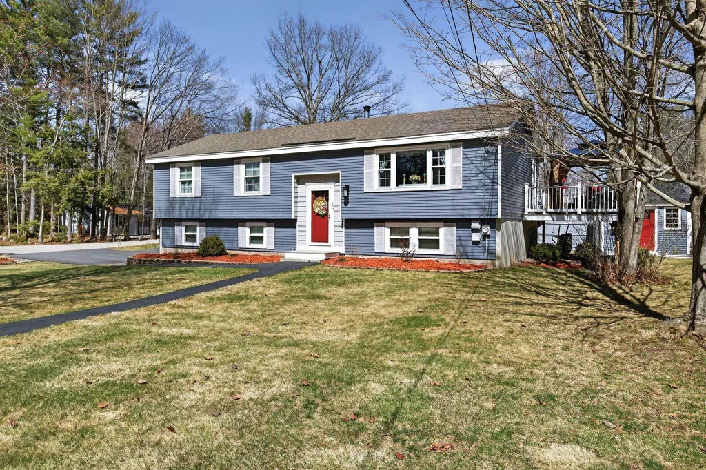 23 Birchwood Avenue Rochester NH 03867