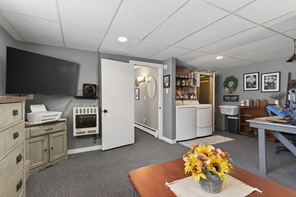 23 Birchwood Avenue Rochester NH 03867