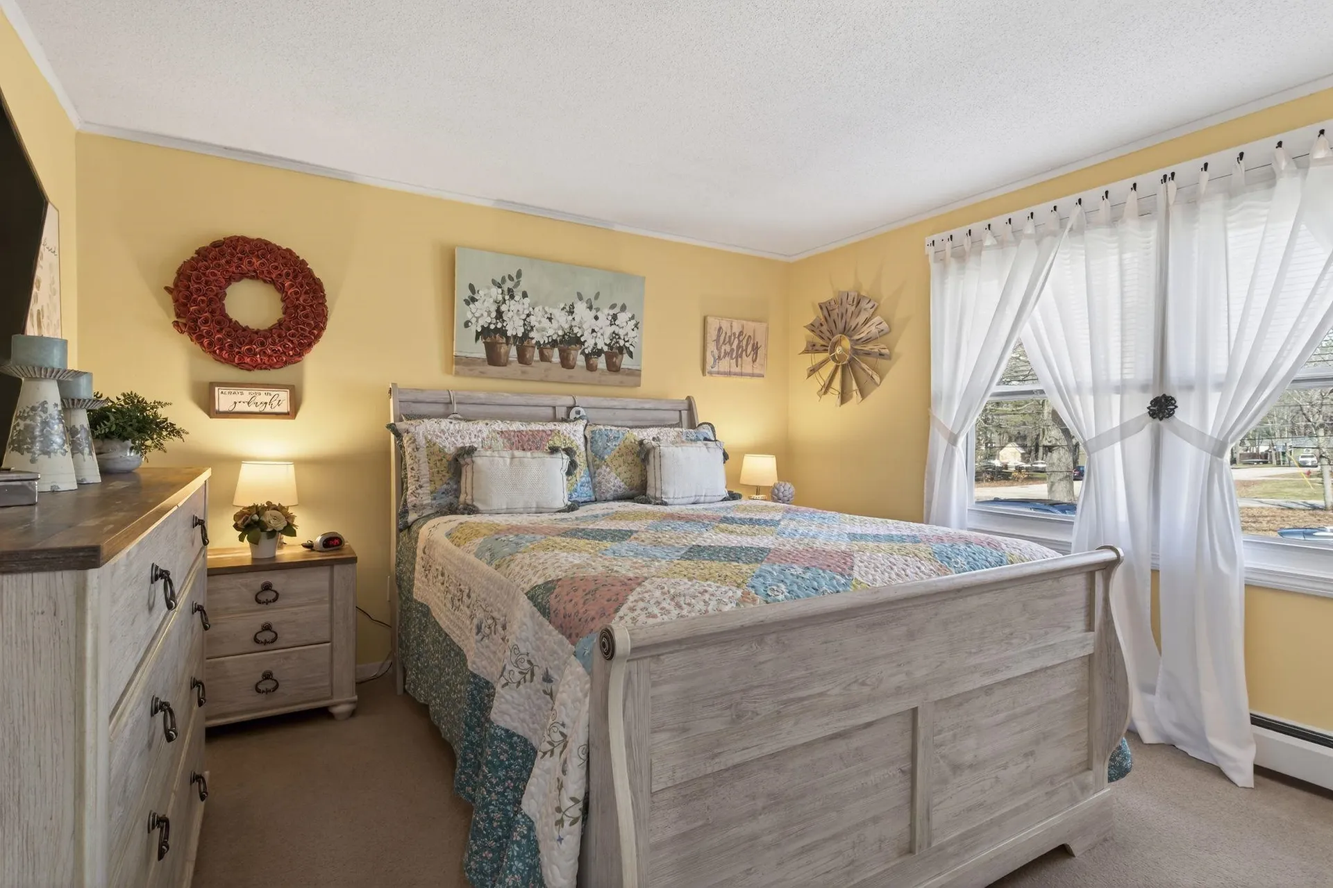 23 Birchwood Avenue Rochester NH 03867