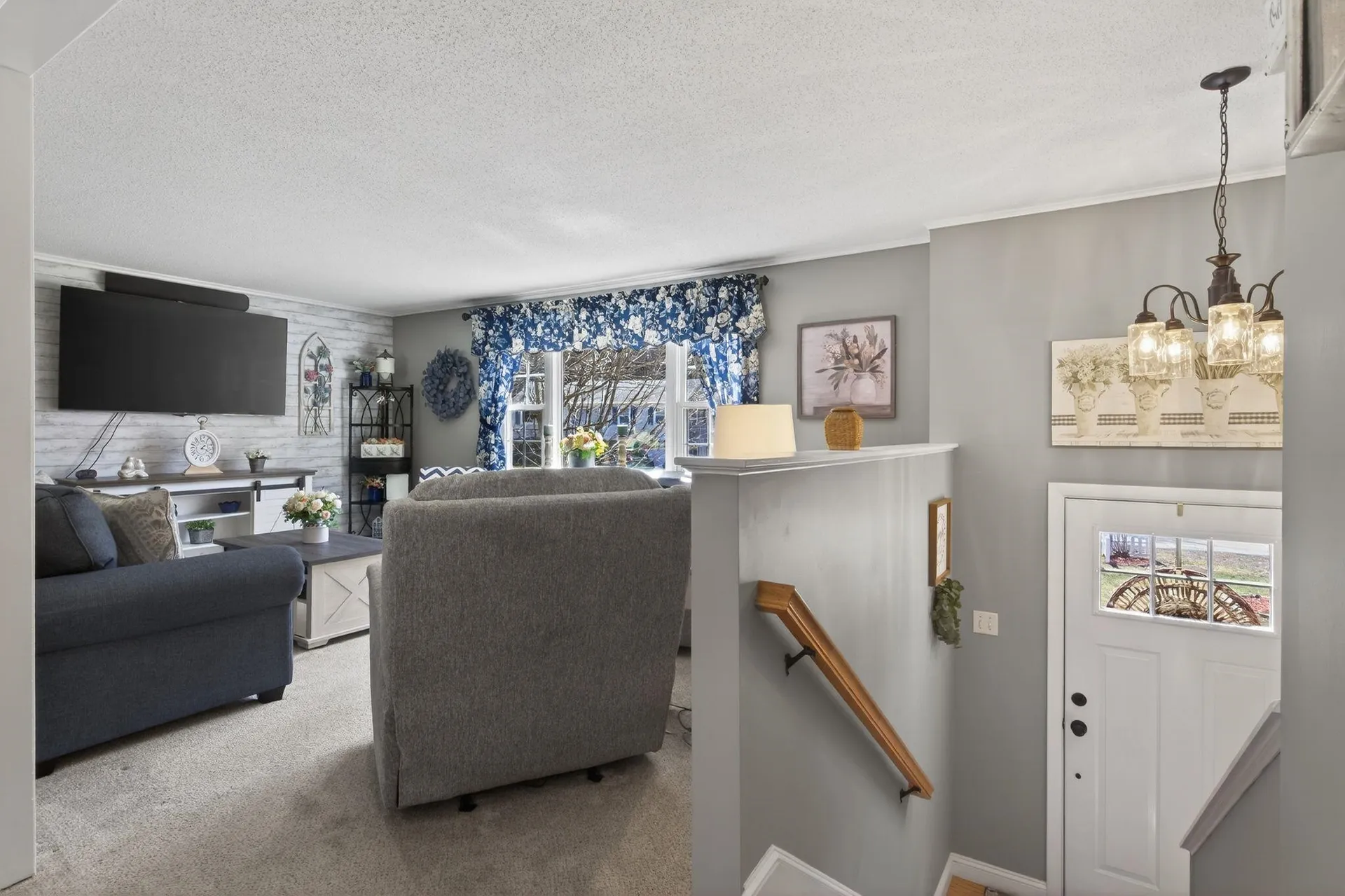 23 Birchwood Avenue Rochester NH 03867