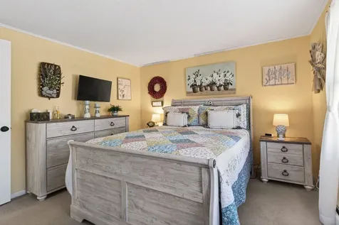 23 Birchwood Avenue Rochester NH 03867