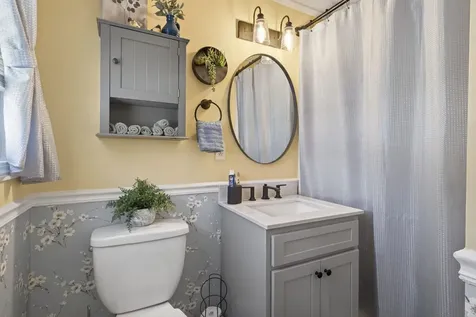 23 Birchwood Avenue Rochester NH 03867