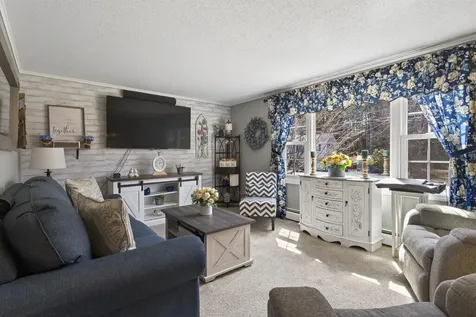 23 Birchwood Avenue Rochester NH 03867