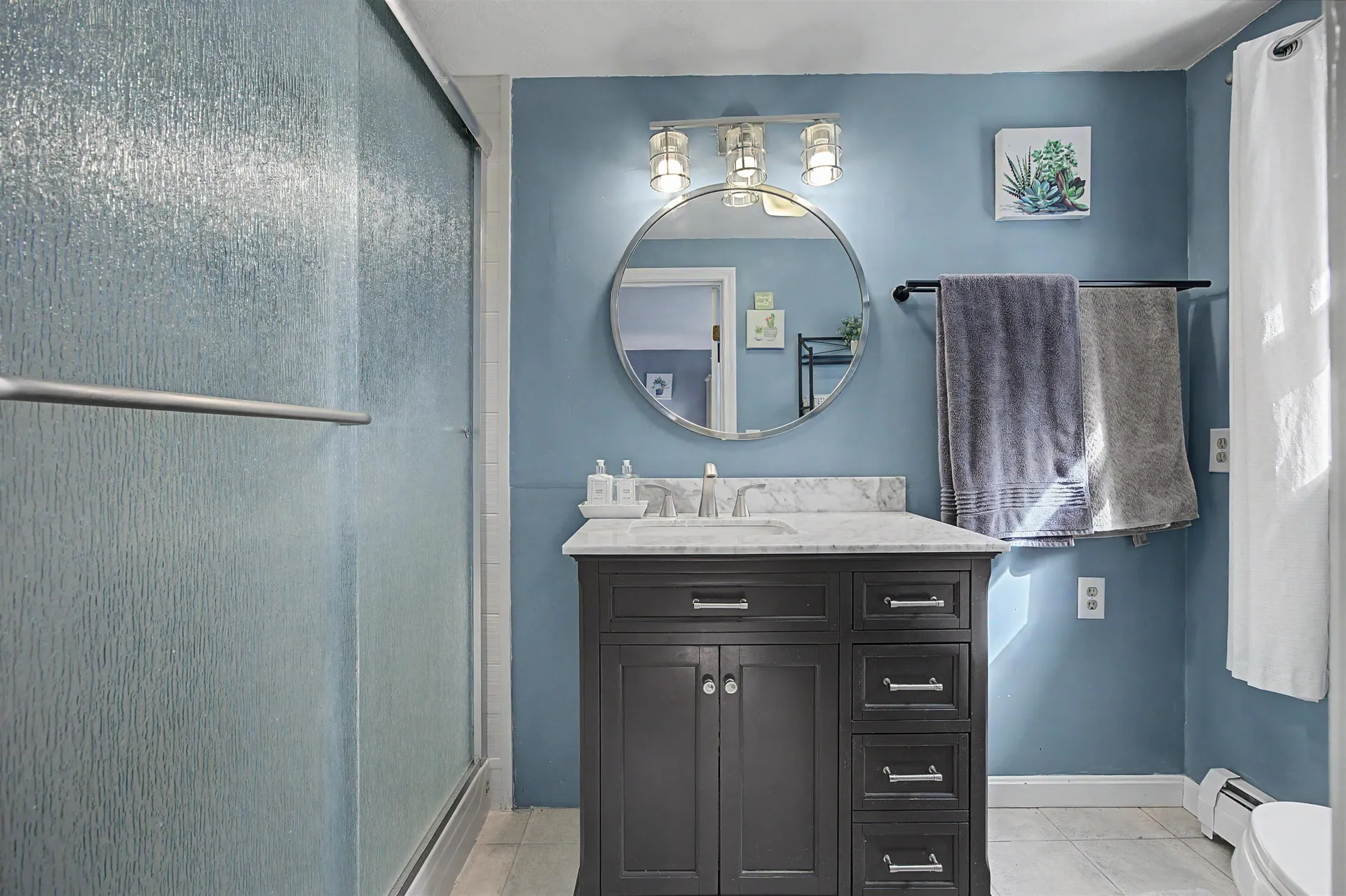 37 Mcgettigan Road Milford NH 03055