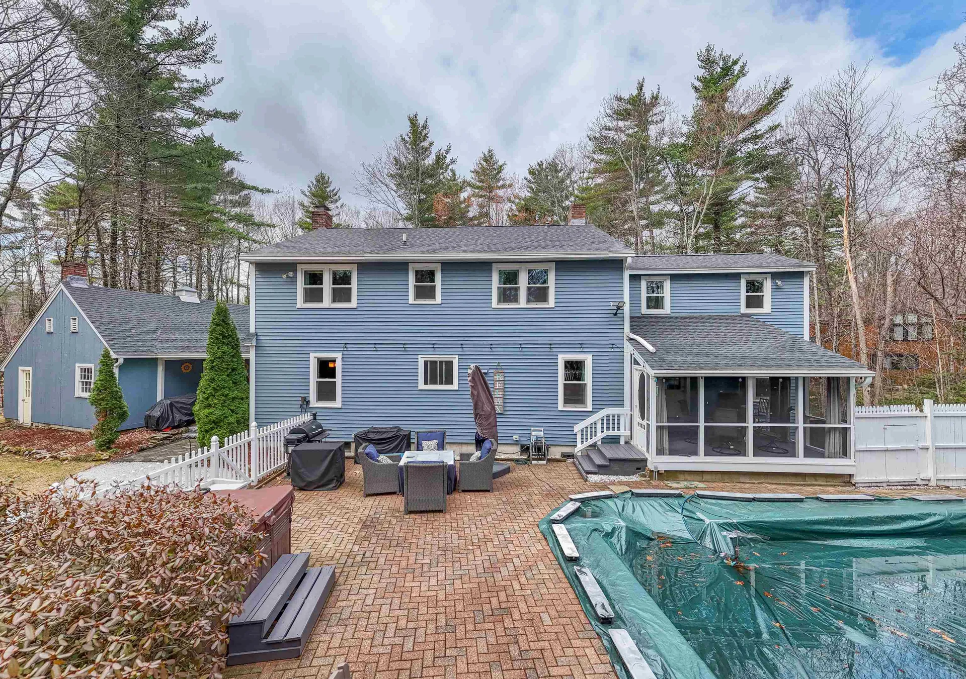 37 Mcgettigan Road Milford NH 03055