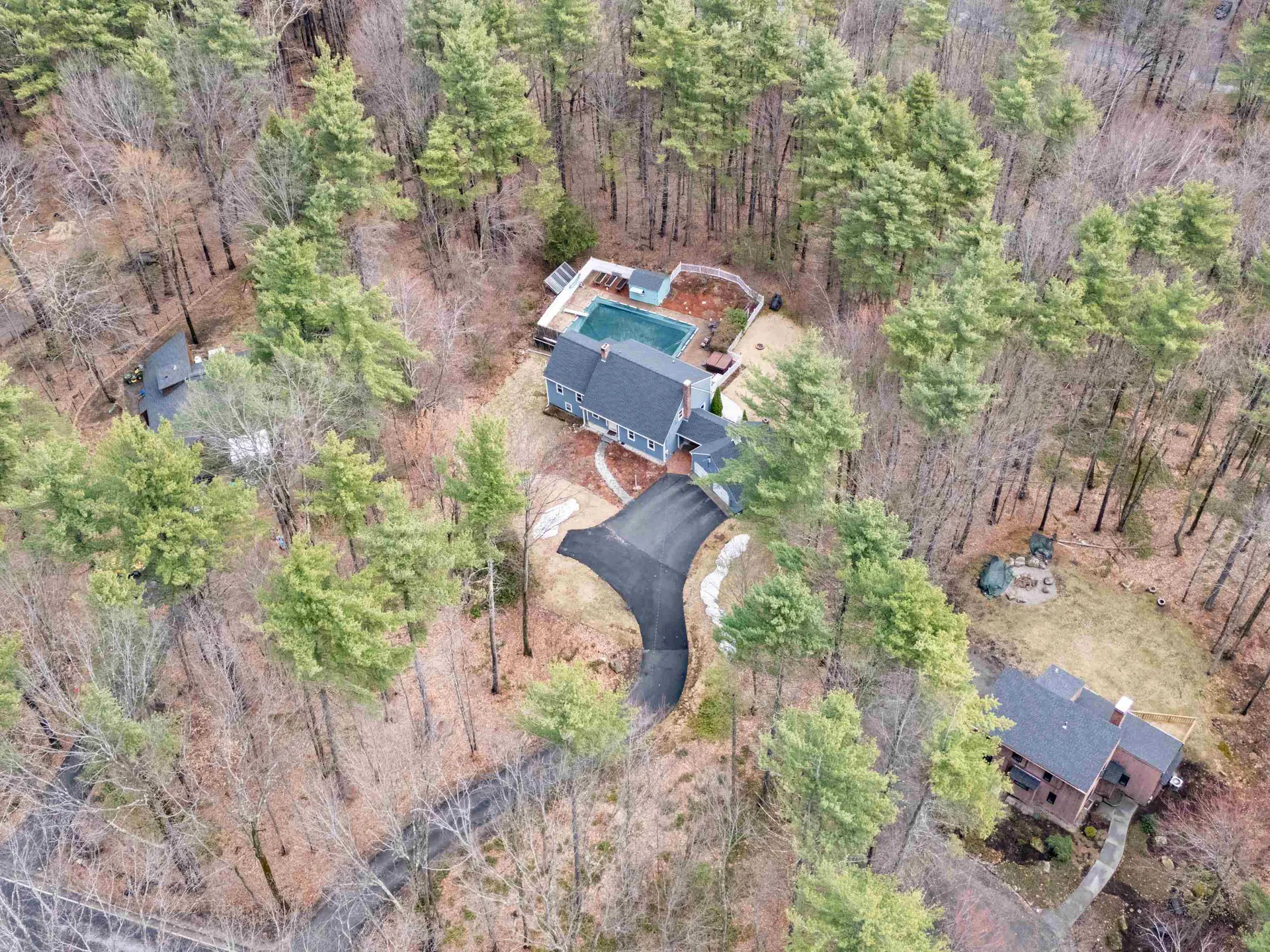 37 Mcgettigan Road Milford NH 03055