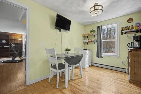 37 Mcgettigan Road Milford NH 03055