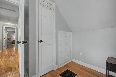 37 Mcgettigan Road Milford NH 03055