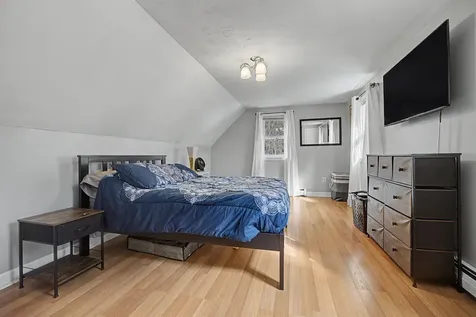 37 Mcgettigan Road Milford NH 03055