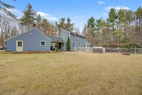 37 Mcgettigan Road Milford NH 03055