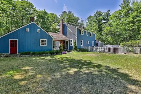 37 Mcgettigan Road Milford NH 03055