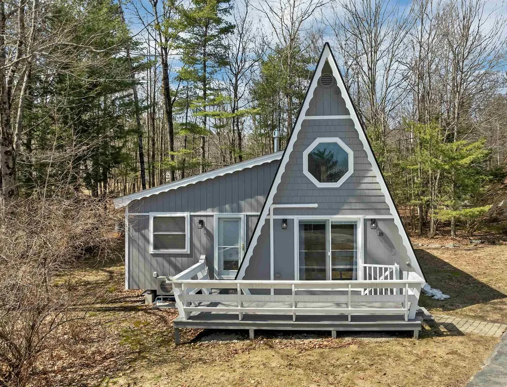 1 East Bluff Highlands Road Meredith NH 03253