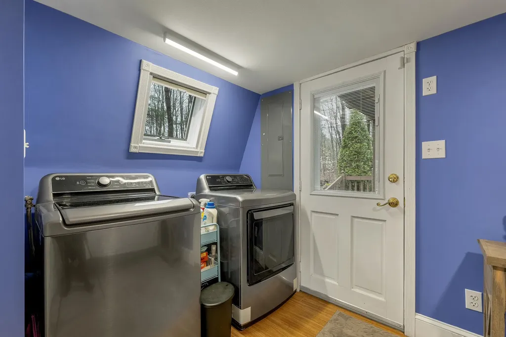 1 East Bluff Highlands Road Meredith NH 03253