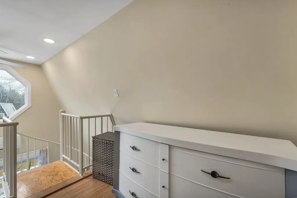 1 East Bluff Highlands Road Meredith NH 03253