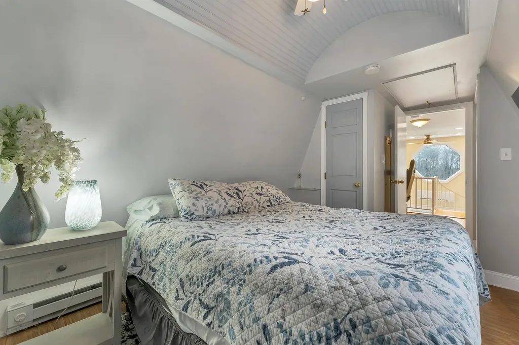 1 East Bluff Highlands Road Meredith NH 03253