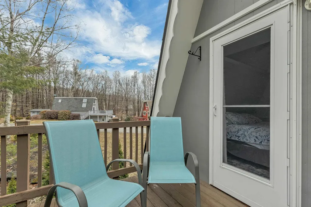 1 East Bluff Highlands Road Meredith NH 03253