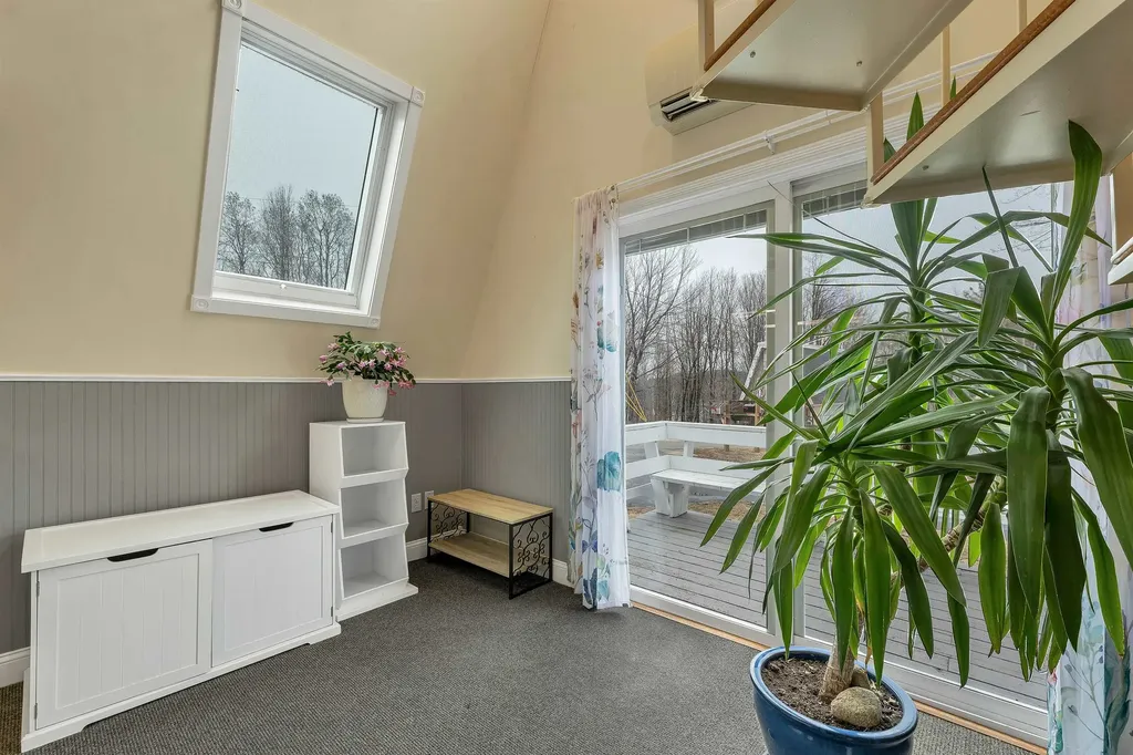 1 East Bluff Highlands Road Meredith NH 03253