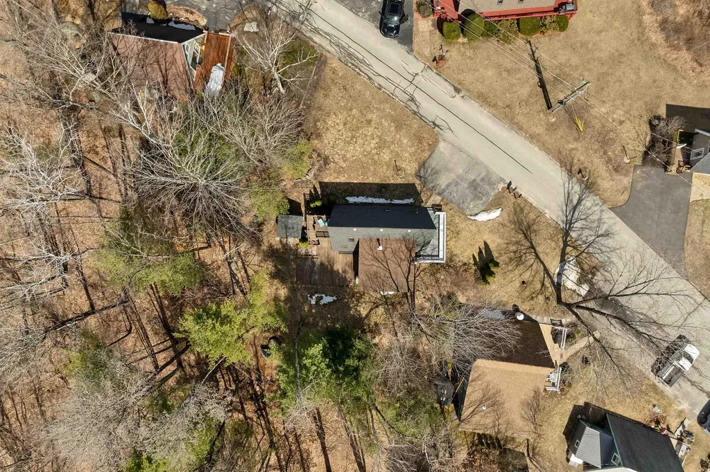 1 East Bluff Highlands Road Meredith NH 03253