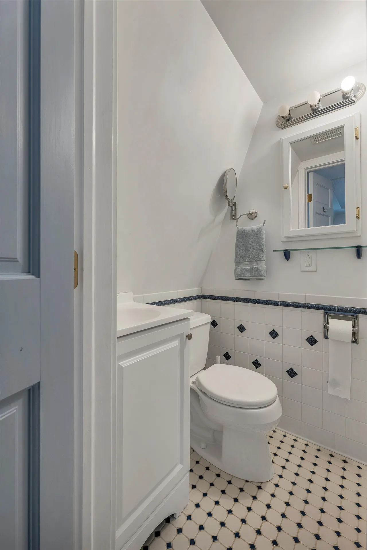 1 East Bluff Highlands Road Meredith NH 03253