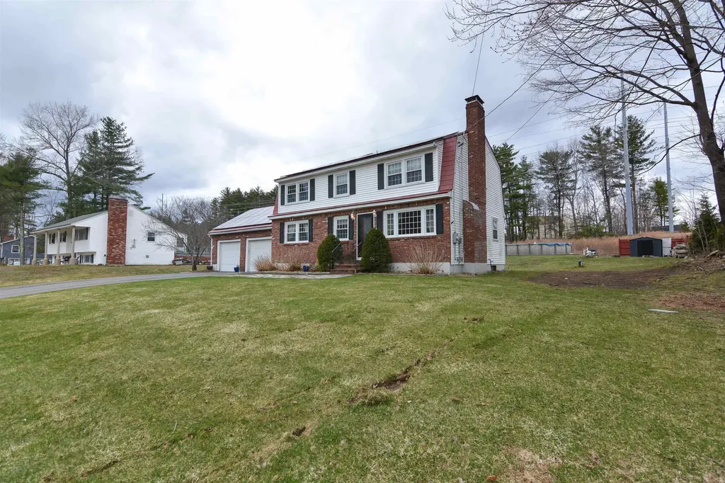 40 Barkland Drive Derry NH 03038