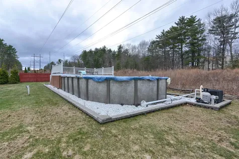 40 Barkland Drive Derry NH 03038