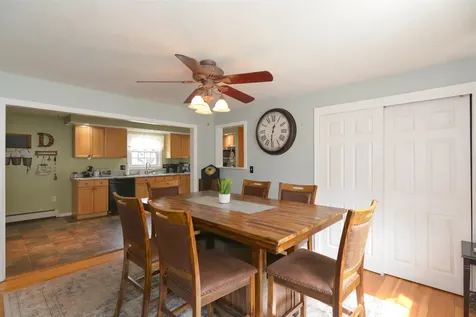 40 Barkland Drive Derry NH 03038