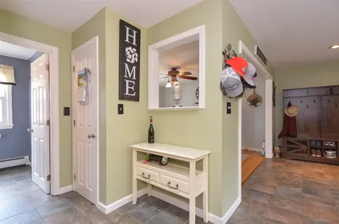 40 Barkland Drive Derry NH 03038