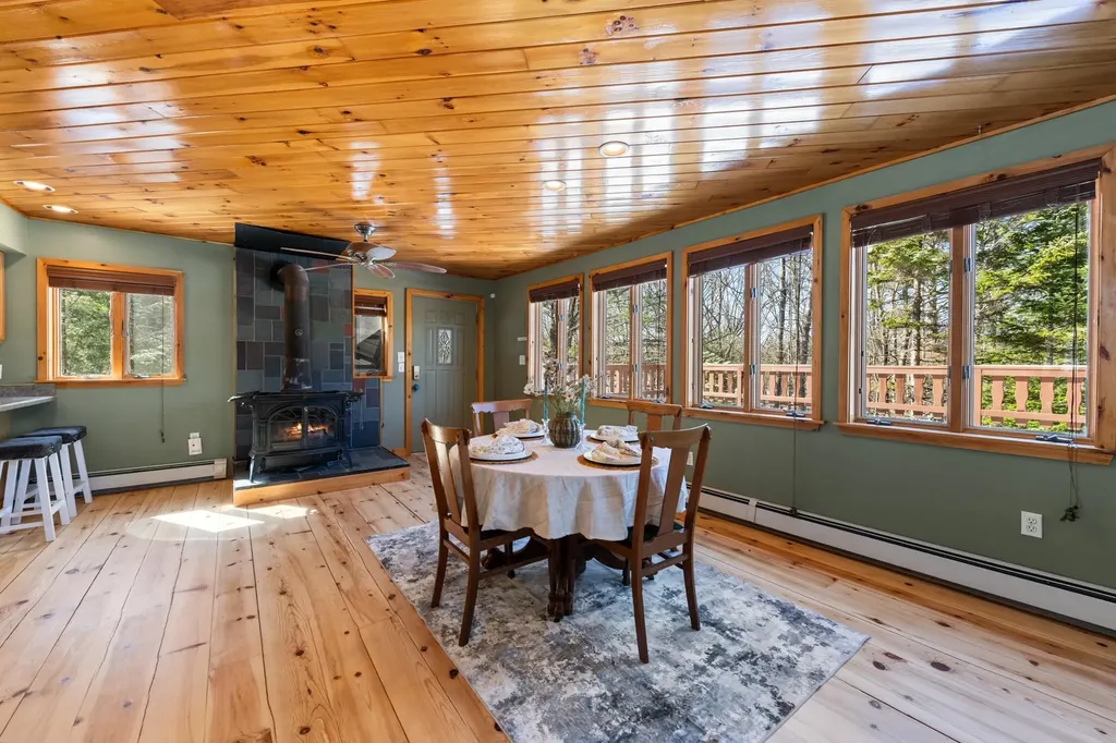 1642 Nh Route 175 Thornton NH 03285