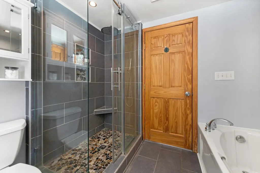 1642 Nh Route 175 Thornton NH 03285