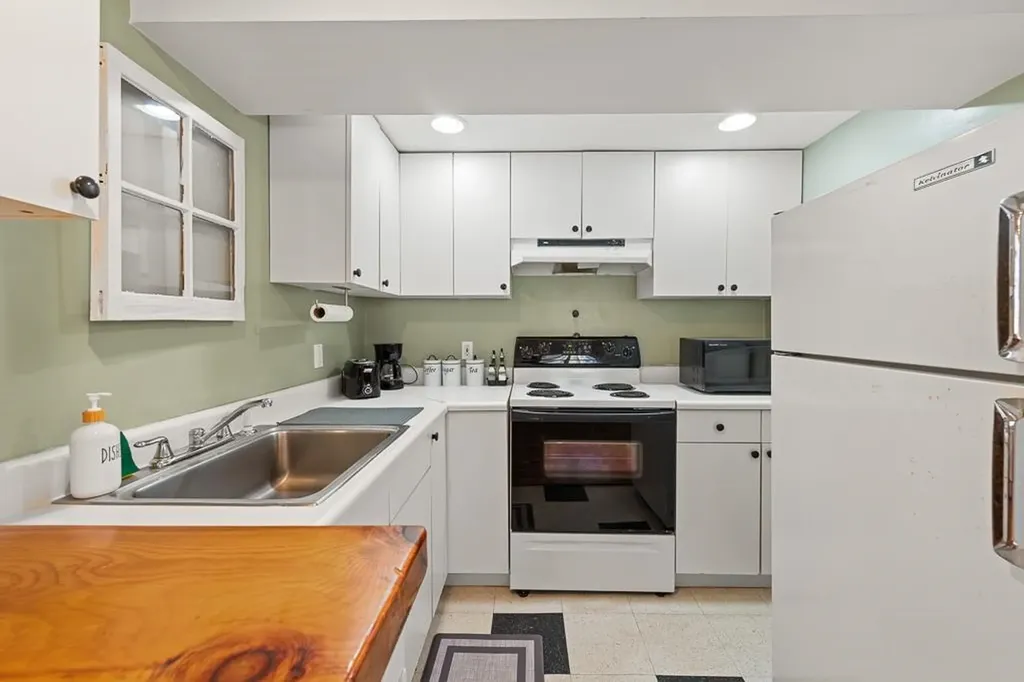 1642 Nh Route 175 Thornton NH 03285