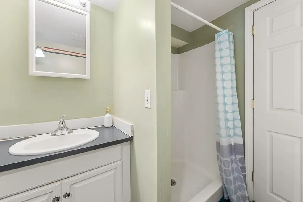 1642 Nh Route 175 Thornton NH 03285