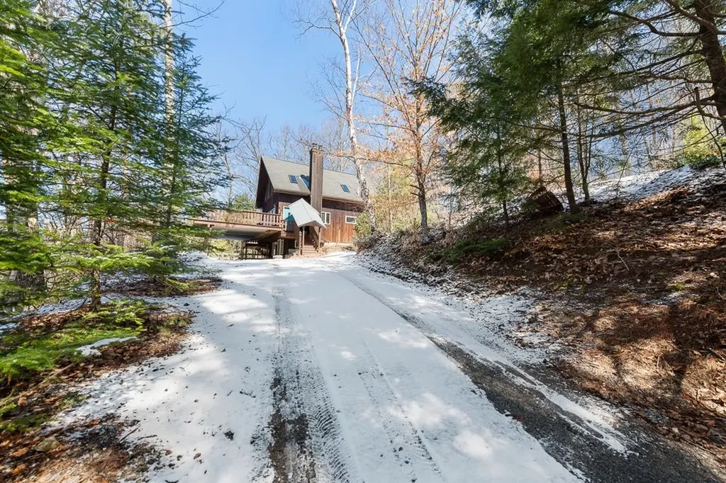 1642 Nh Route 175 Thornton NH 03285