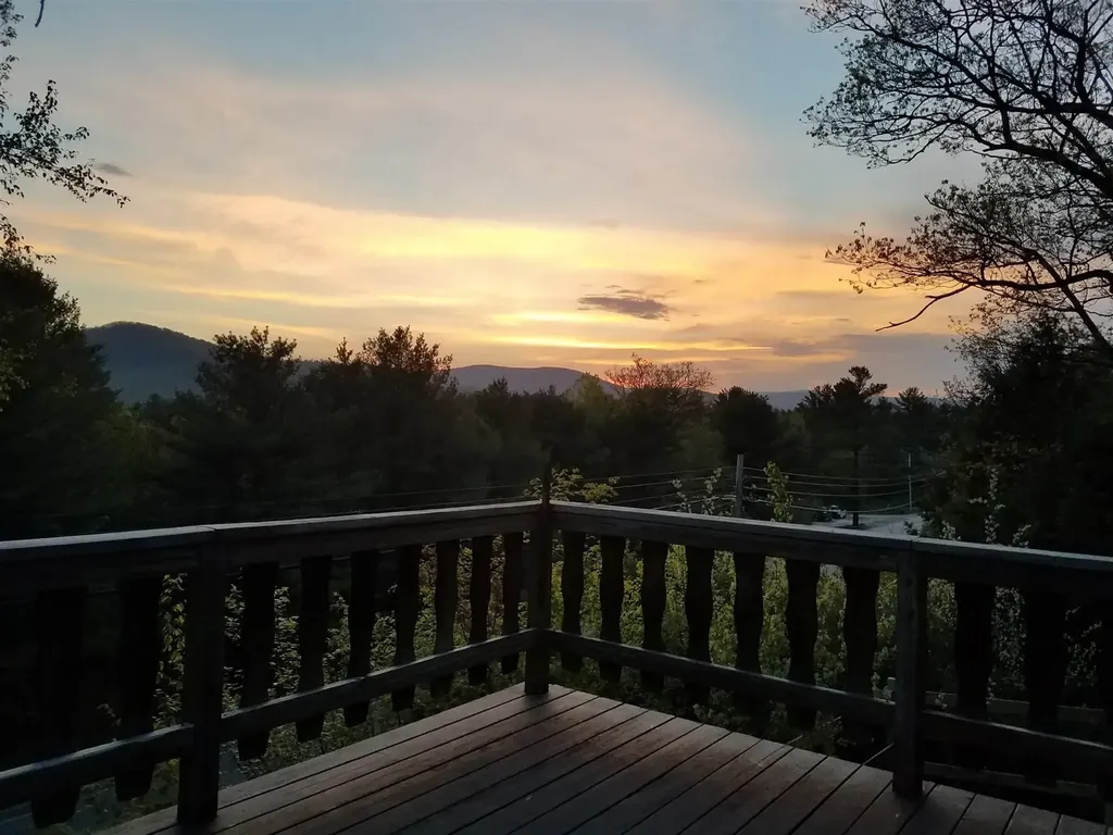 1642 Nh Route 175 Thornton NH 03285