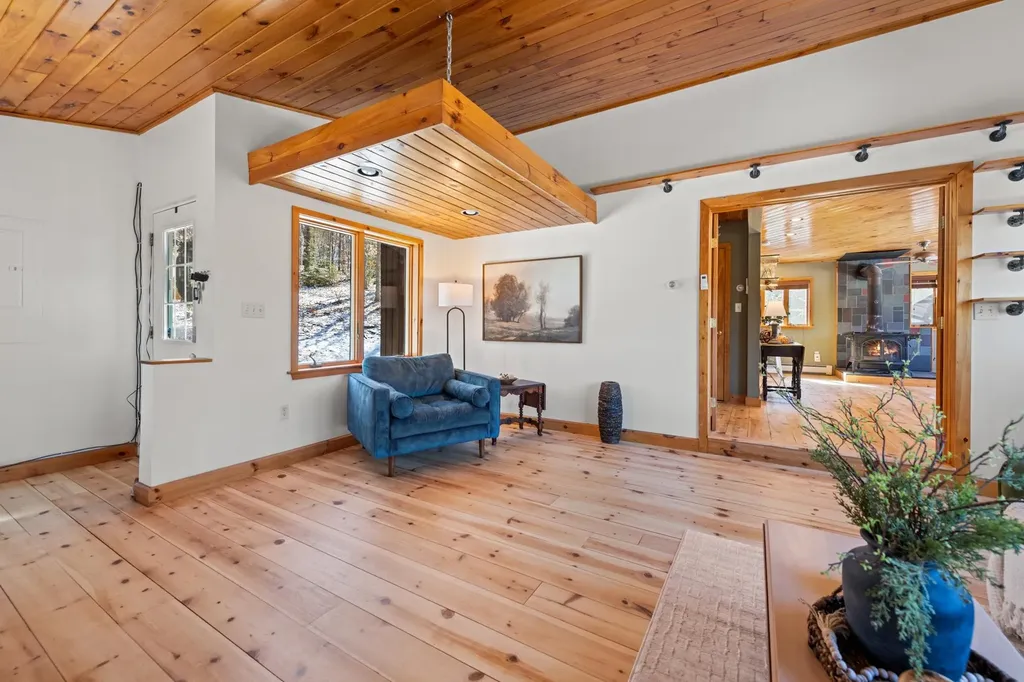 1642 Nh Route 175 Thornton NH 03285