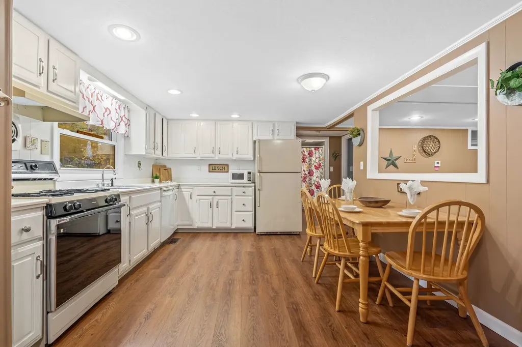 7 Eden Lane Moultonborough NH 03254