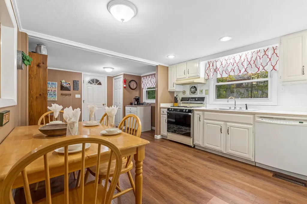 7 Eden Lane Moultonborough NH 03254